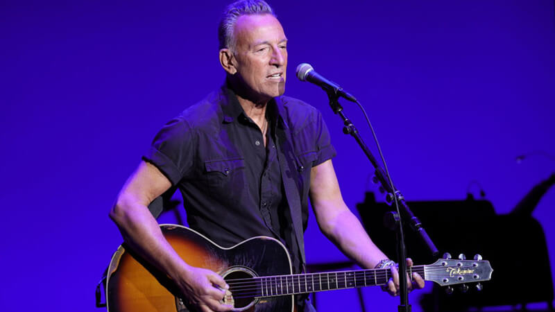 Biography of Bruce Springsteen